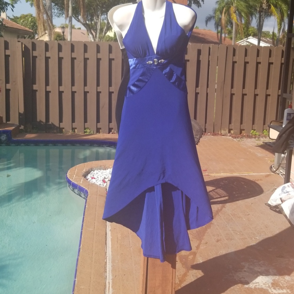 Dress - Picture 5 of 6